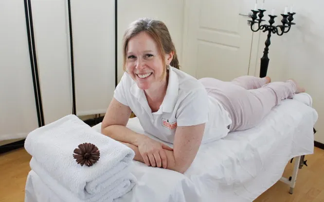 Annikas massage & Qigong — Wellness i Helgestahill, Eskilstuna