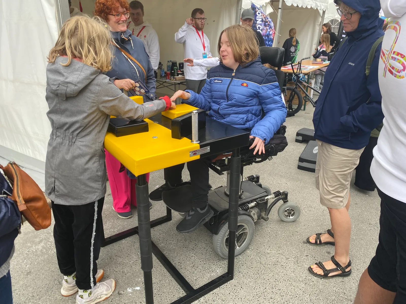 Armbrydning 5000 Middelfartvej 114 — kampsport-studio i Enghave, Odense — 2