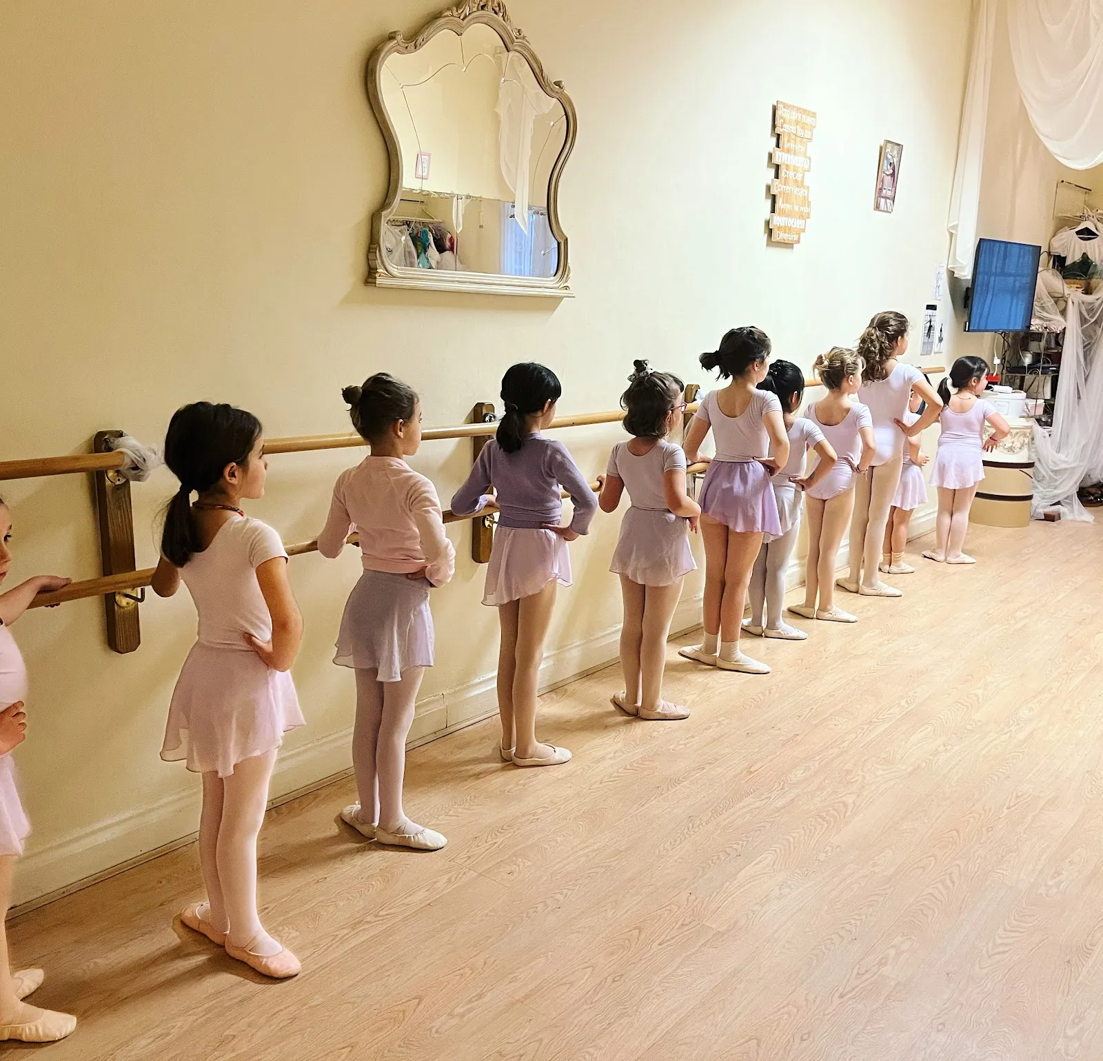 Danza María Fernanda — baile-studio en Abando, Bilbao — 2