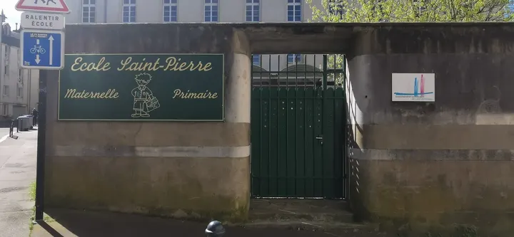 Dojo Nantais - École Saint-Pierre — JJB à Decré - Cathédrale, Nantes