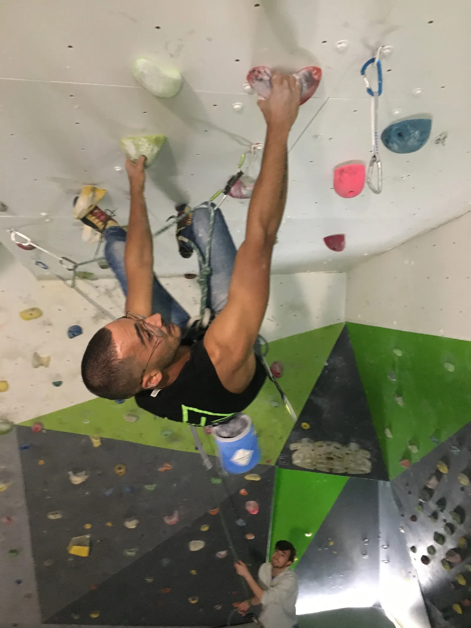 Roco Balaitus (Rocodromo en Sevilla) — escalada-studio en Montequinto — 4