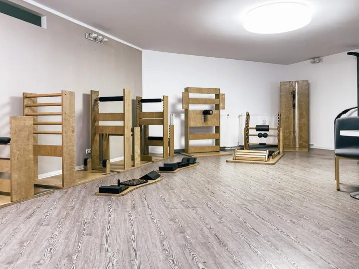 athletic woman Frauen-Fitnessstudio — fitnessstudio in Nördliche Innenstadt, Halle (Saale) — 3