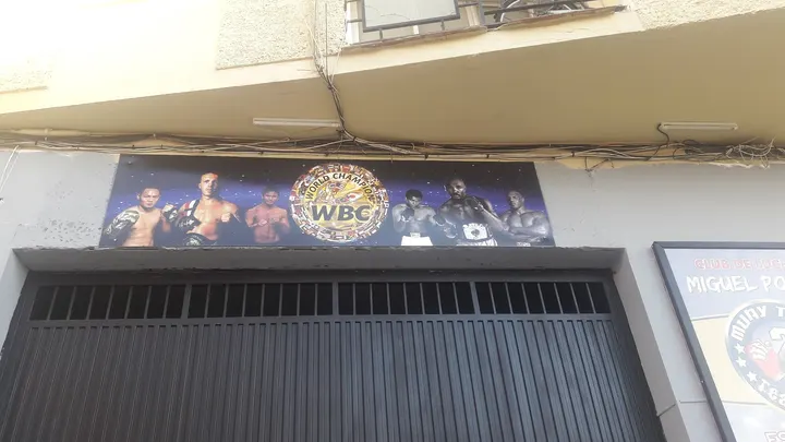 Club de Lucha FBK Miguel Power — boxeo-studio en Victoria Eugenia, Málaga — 3