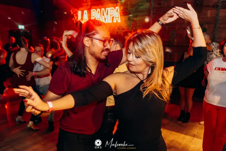 Alex Malembe Kizomba Saint-Cosme — danse-studio à La Riche — 6