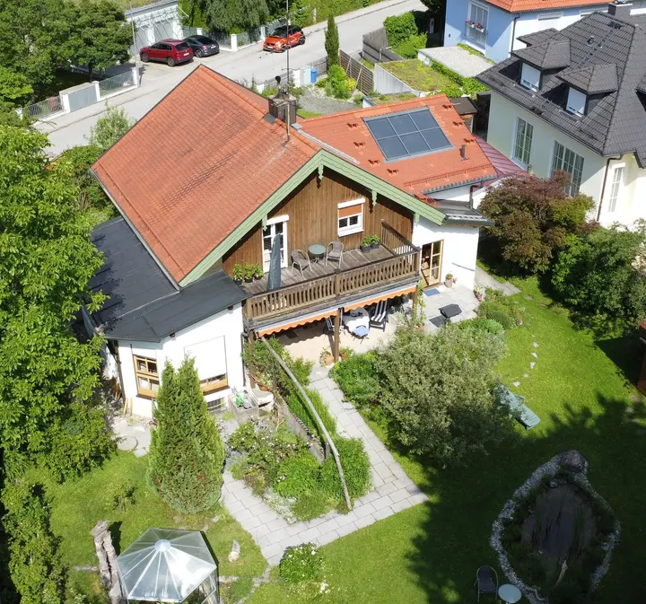 Yoga in jedem Alter - Yogaschule Michaela Friedl — yoga-studio in München — 4