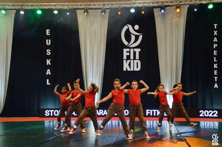 Escuela de Danza Lia — baile-studio en Oviedo — 4