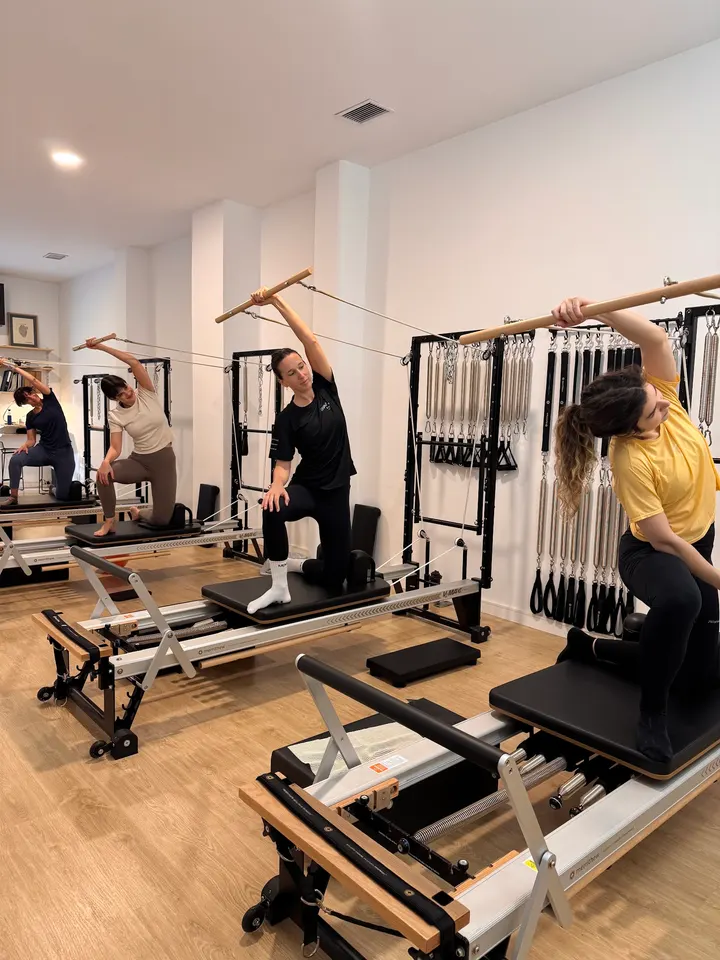 Lates YLates Pilates studio — Reformer Pilates en Ciutat Vella, Barcelona