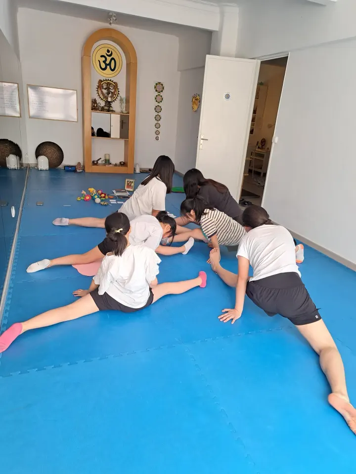 Áshrama Almirante Reis — Yoga em Lisboa