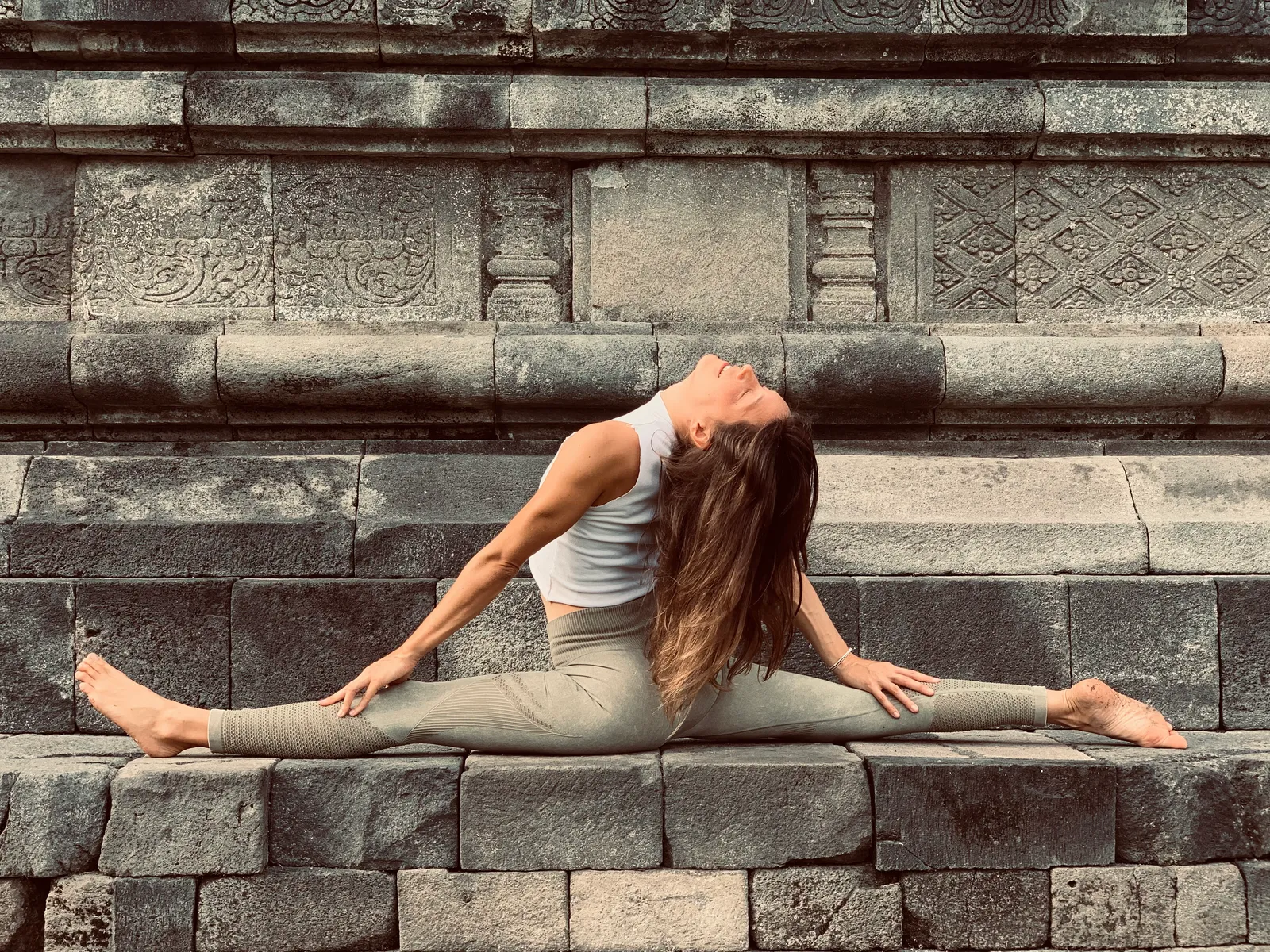 Janina Erlacher Yoga x Englischer Garten — yoga-studio i München — 2
