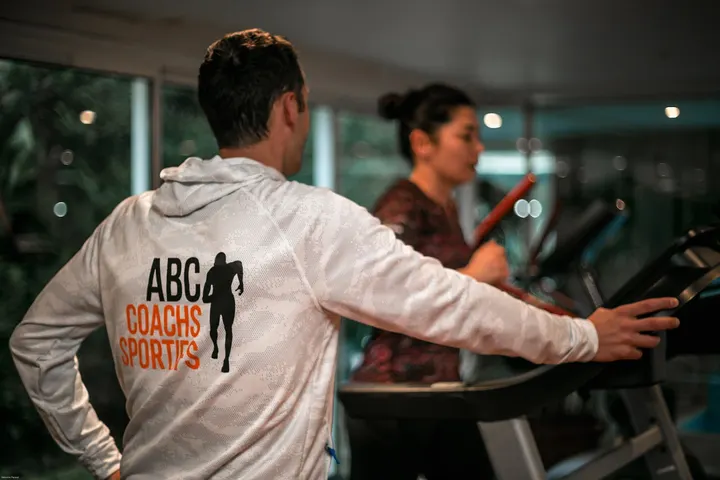 Coach sportif à Paris — Salle de fitness à Paris 2e Arrondissement, Paris