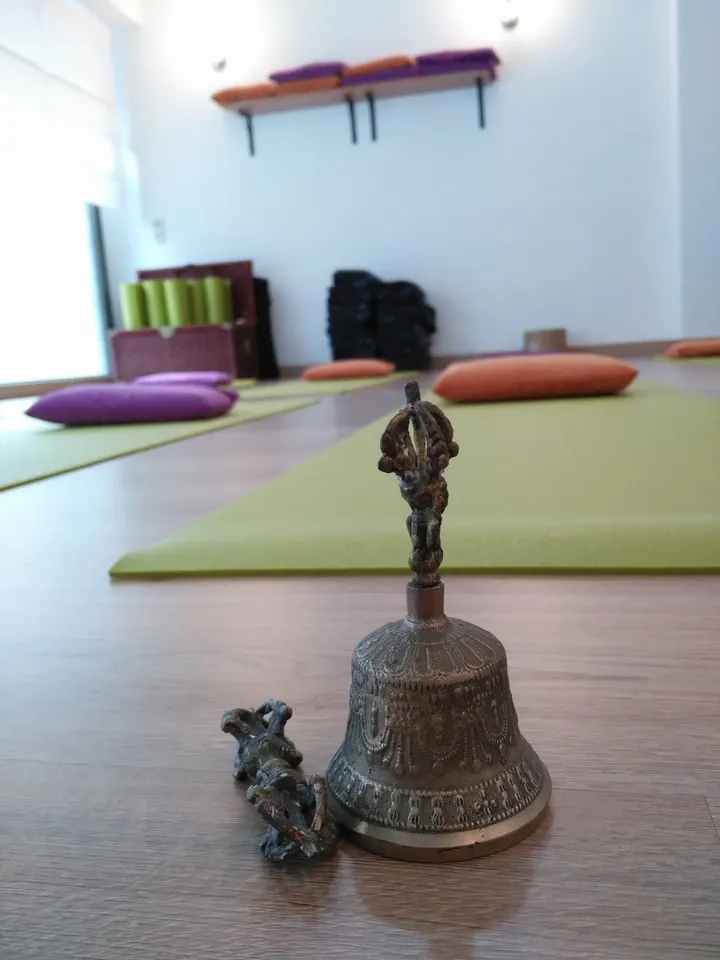 Carolina Ishwara Yoga — Yoga en la Florida, L'Hospitalet de Llobregat