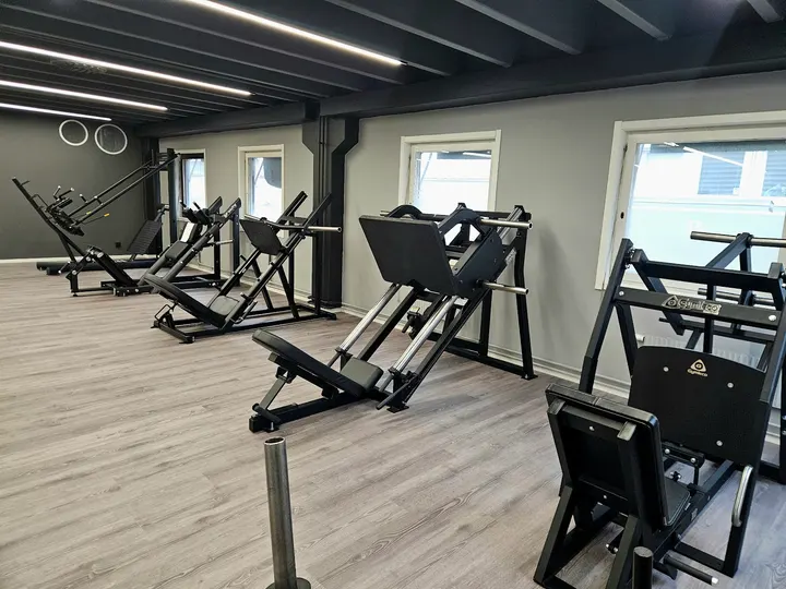 Legendary Gym Mariedal — träningsstudio i Marieberg, Umeå — 2