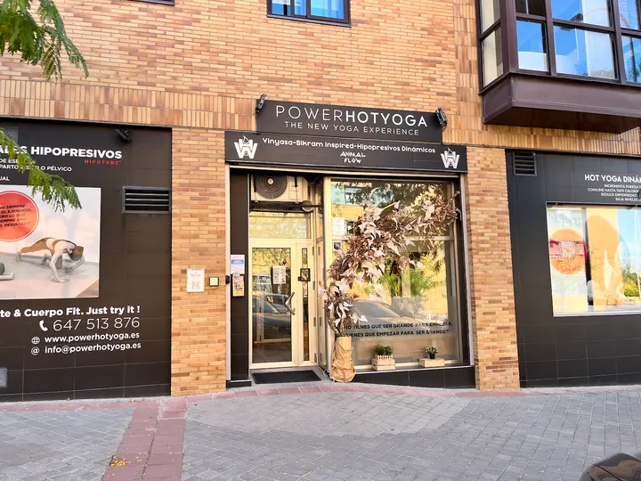 Power Hot Yoga Madrid — yoga-studio en El Goloso, Madrid — 2