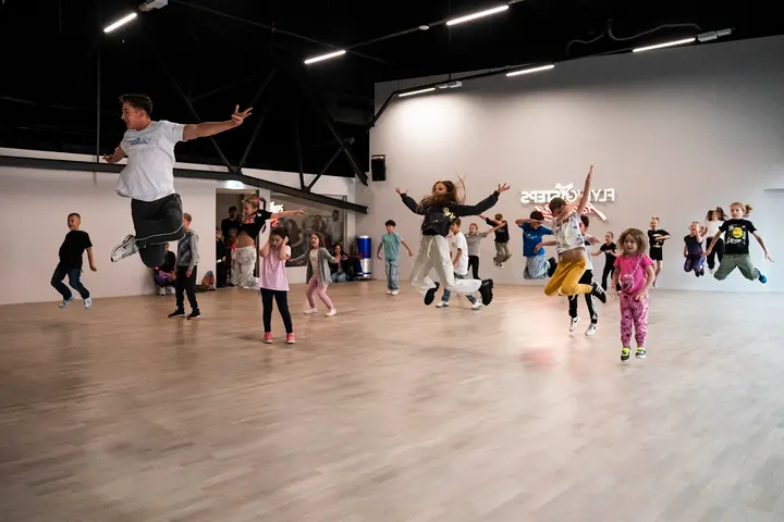 Flying Steps Academy Borsigturm — tanz-studio in Tegel, Berlin — 2