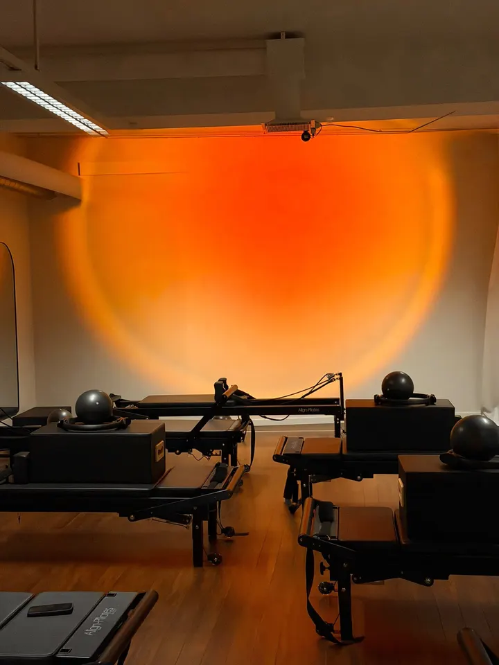 Plié Pilates — reformer pilates-studio i Eriksberg, Göteborg