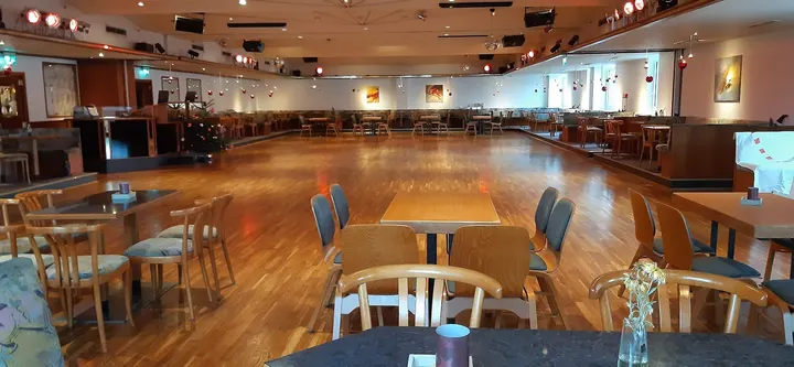 Tanzzentrum Agne Krauss - Ihre Tanzschule in Bergisch Gladbach — tanz-studio in Kradepohlsmühle, Bergisch Gladbach — 3