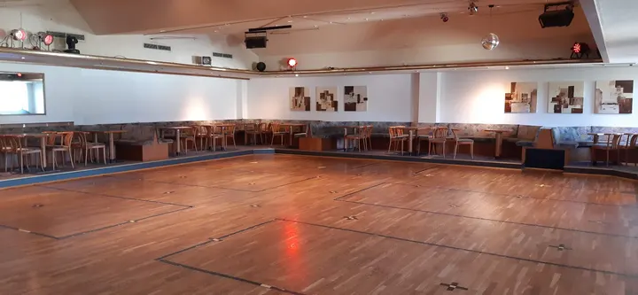Tanzzentrum Agne Krauss - Ihre Tanzschule in Bergisch Gladbach — tanz-studio in Bergisch Gladbach — 4
