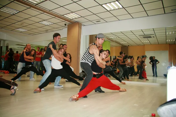 Academia de baile On Stage Valladolid — baile-studio en San Martín, Valladolid — 2