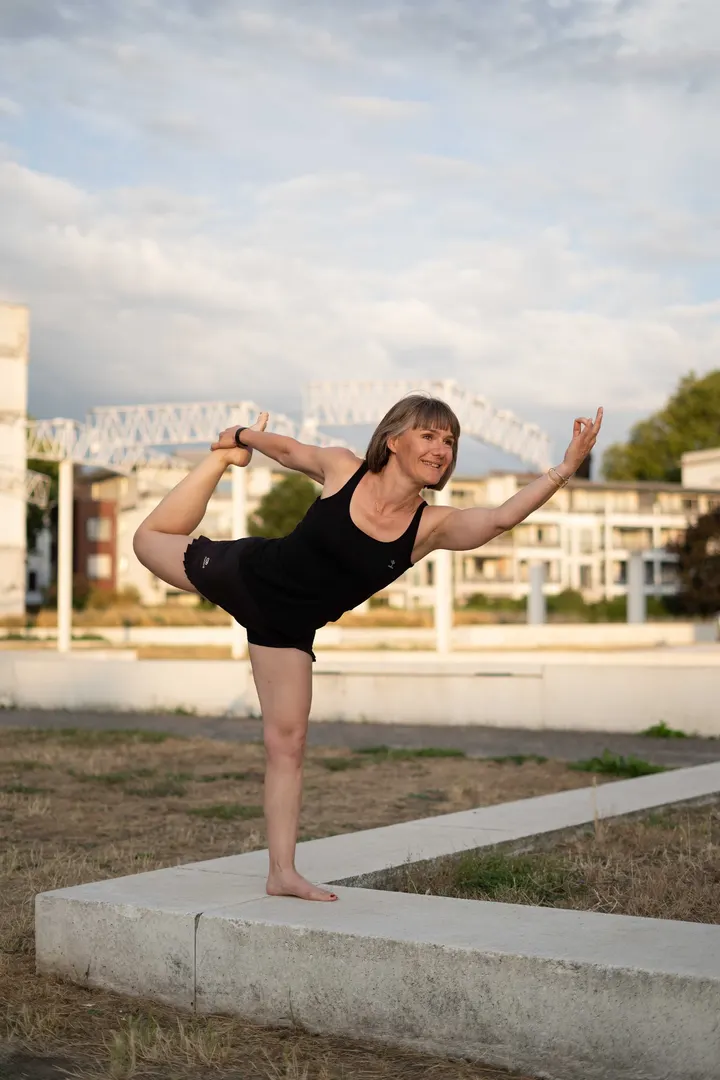 Daniela Blacha Yoga und Coaching — yoga-studio in Homberg, Duisburg — 2