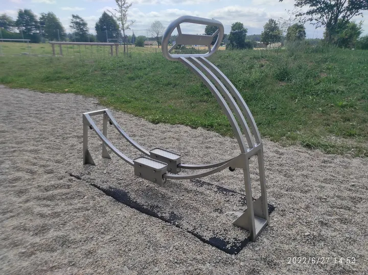 Calisthenics Park Rosstal (Bewegungs Parcours) — calisthenics-studio in Roßtal — 3