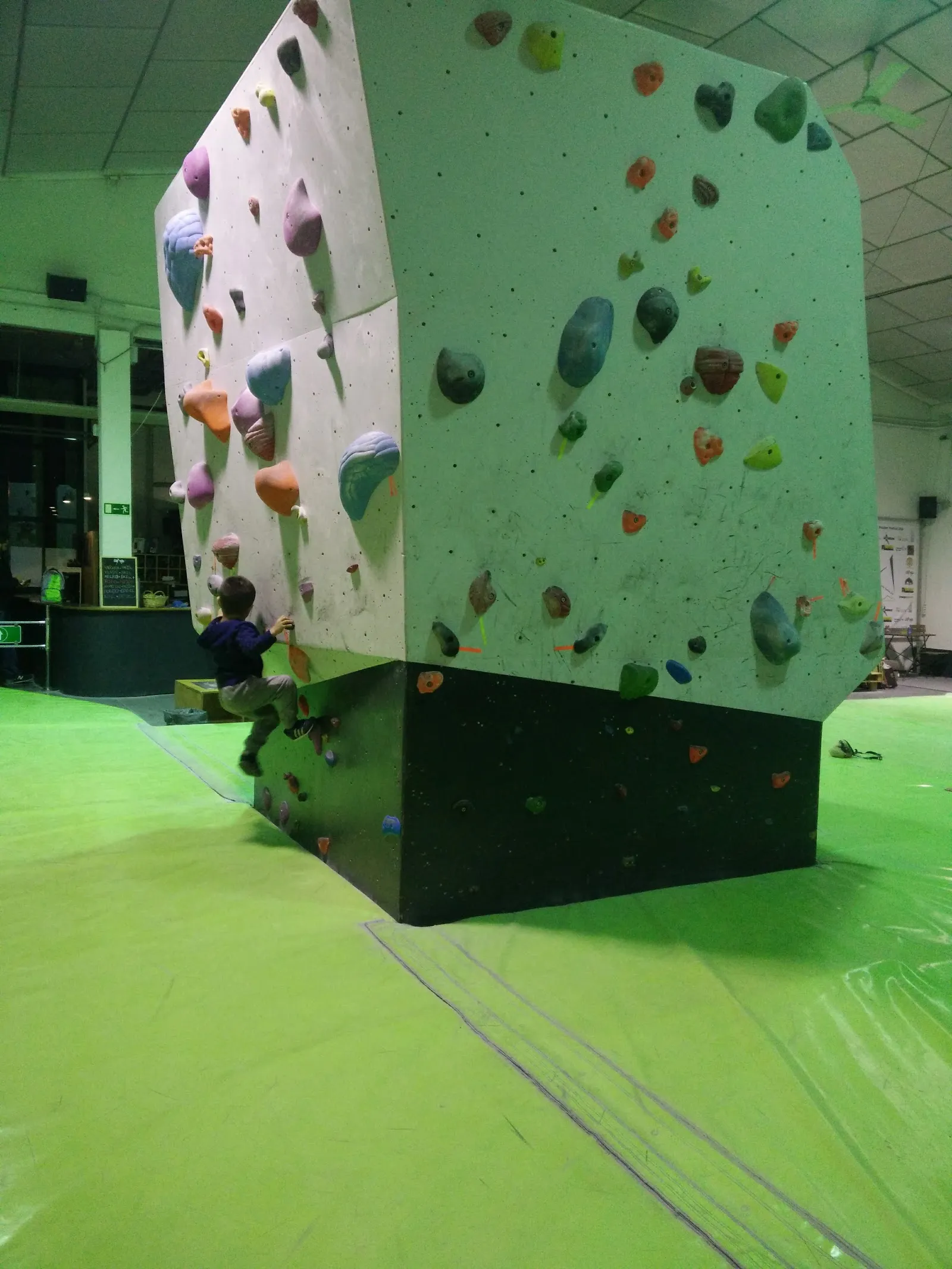 Rocódromo en Madrid ≫ The Climb ≫ — boulder-studio en Alcorcón — 3