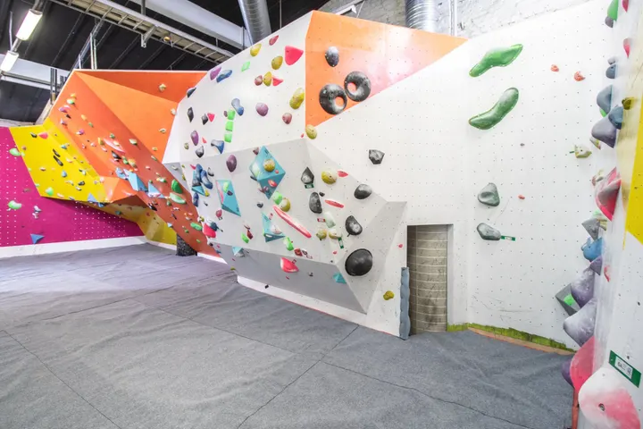 Cave Oy — Bouldering – Konala, Helsinki