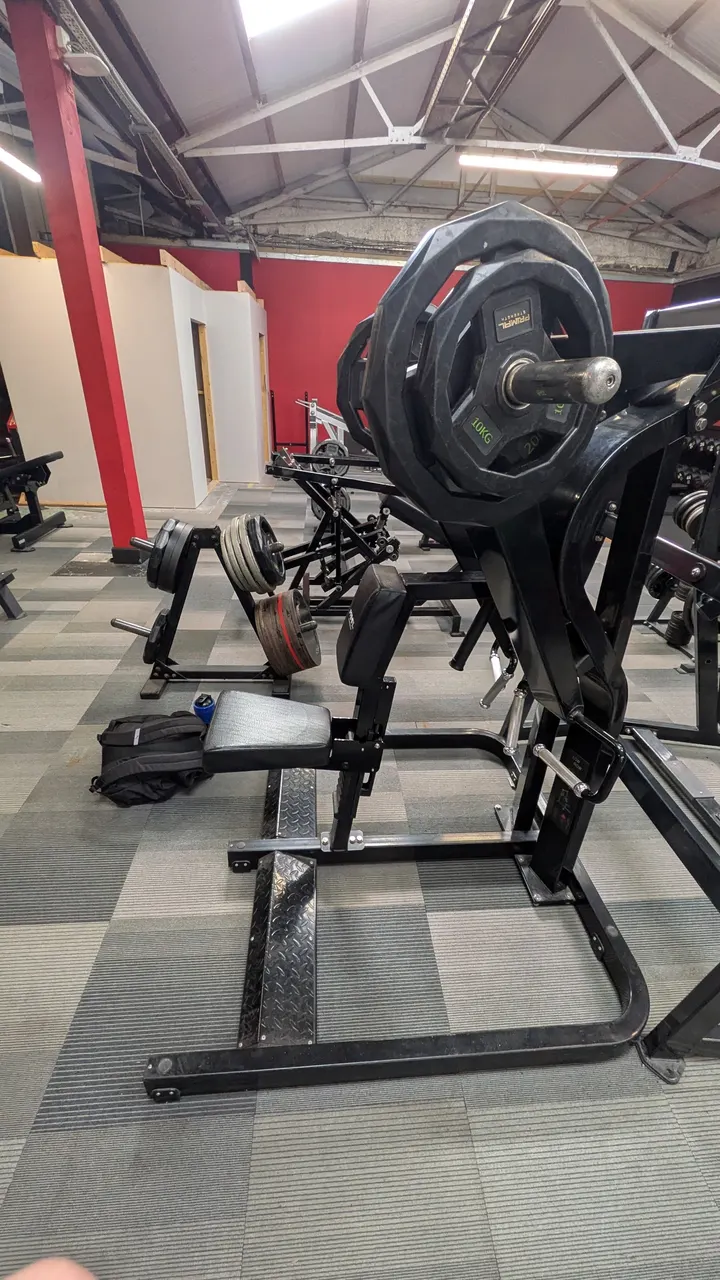 Warehouse Gym STY — fitness studio in Stornoway — 3