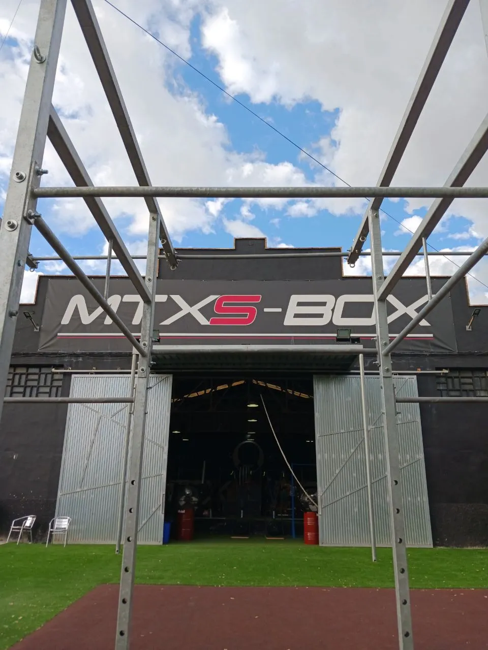 MTXS Box | Cross-training, halterofilia, powerlifting, hyrorace — crossfit-studio en Alicante — 5