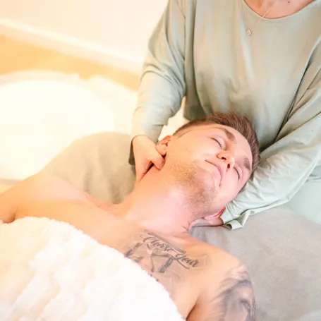 Balance i krop og sind - Tenna Rysholdt — meditation-studio i Bangsbostrand, Frederikshavn
