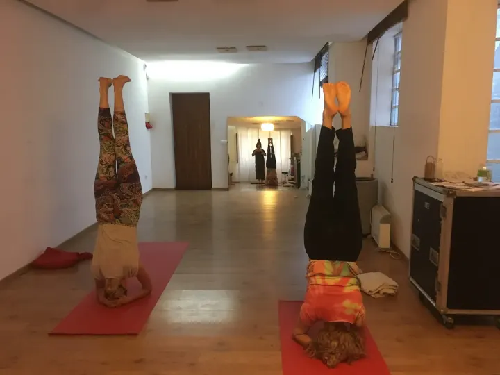 YANTRA Centro Holístico . — yoga-studio em Porto — 3