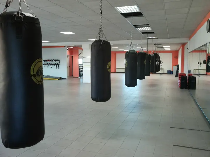 VERONA BOXING FIGHTERS — boxe-studio a Zona Artigianale — 4
