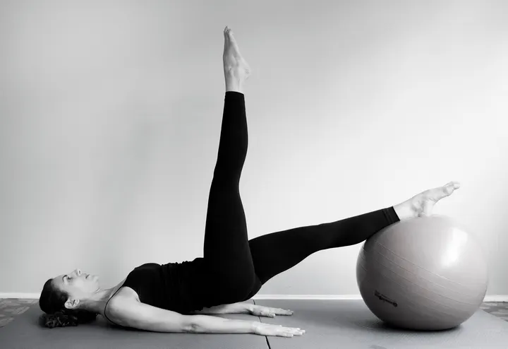 Clínica de Fisioterapia SAGASALUD — entrenamiento personal-studio en Estepona — 4