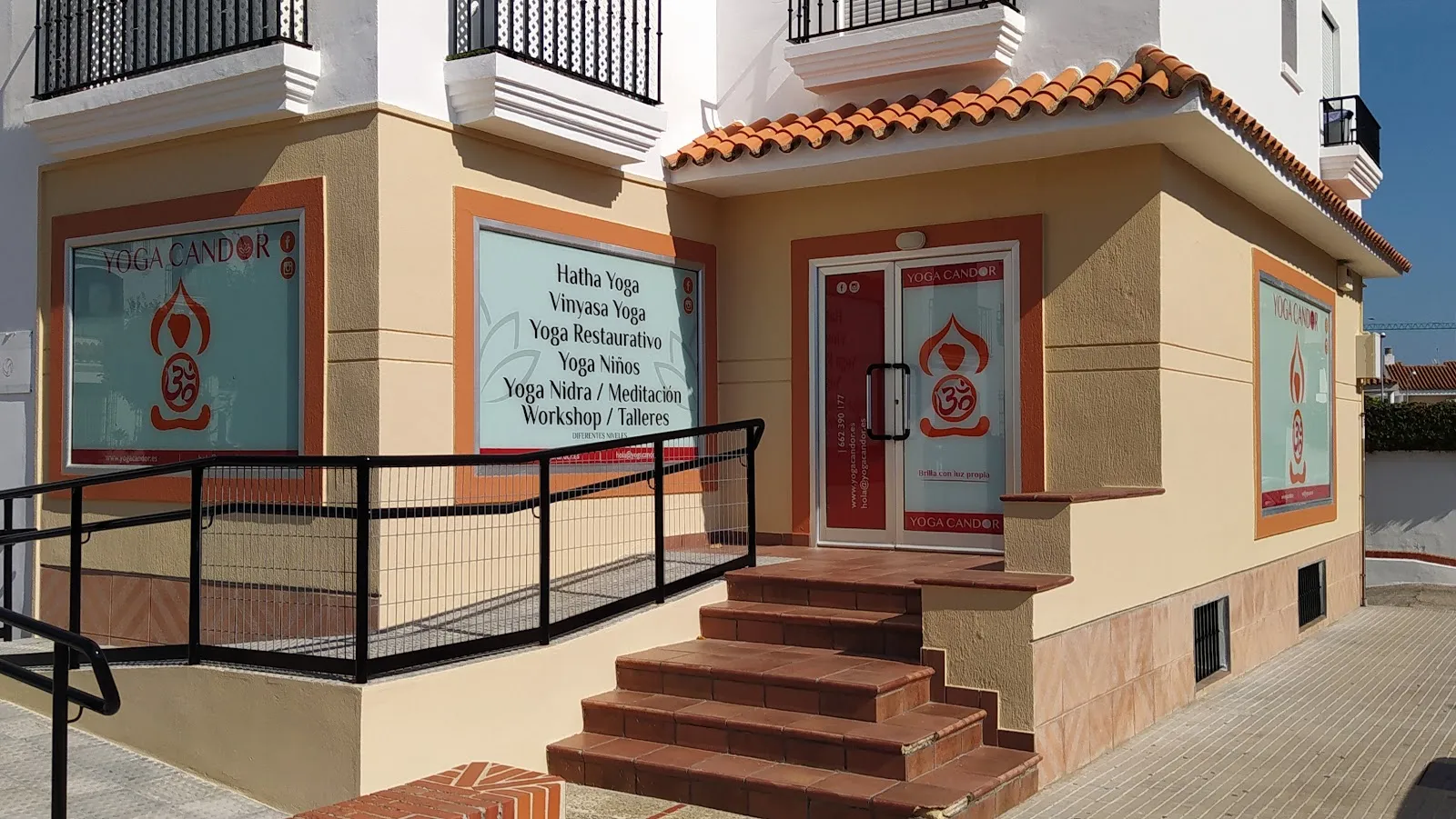 Yoga Candor - Centro de Yoga y Masajes — yoga-studio en Rota — 2