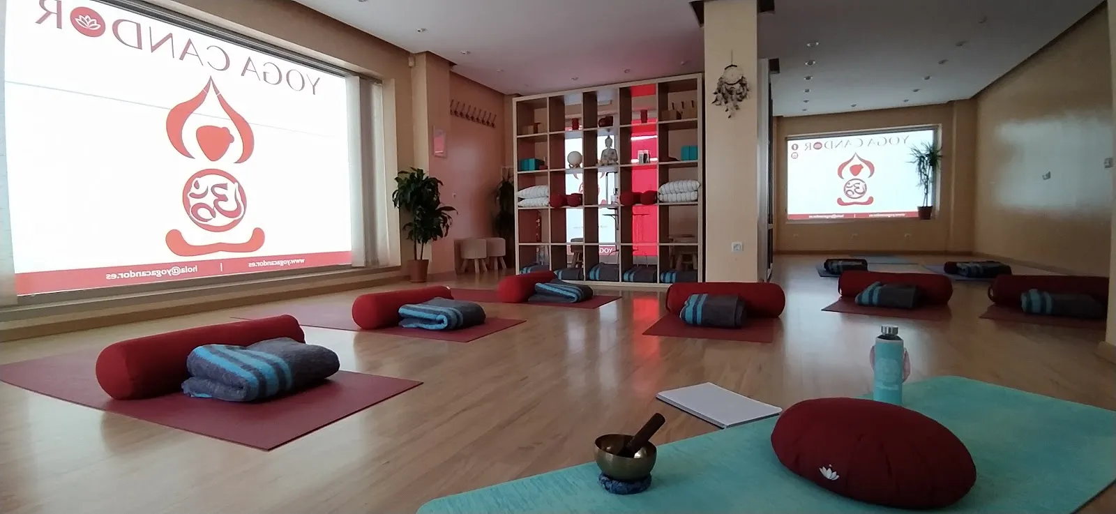 Yoga Candor - Centro de Yoga y Masajes — yoga-studio en Rota — 3