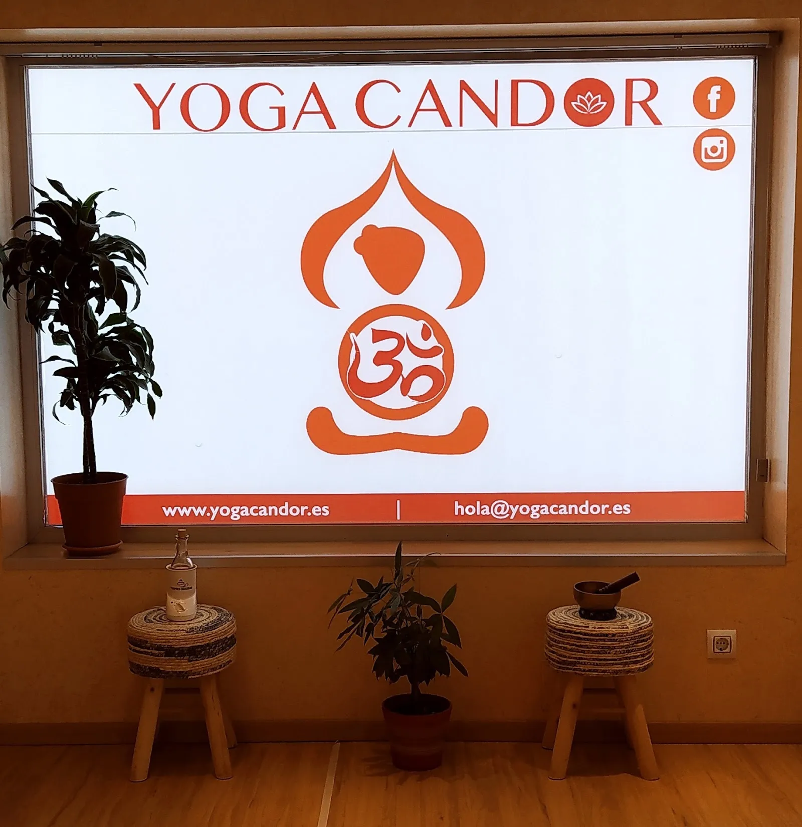 Yoga Candor - Centro de Yoga y Masajes — yoga-studio en Rota — 4