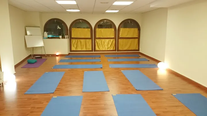 Zentro Yoga Logroño — yoga-studio en Logroño — 3