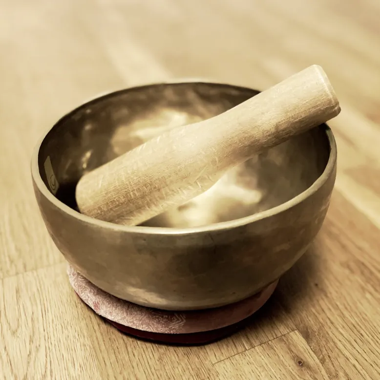 Sina Hübner. Achtsamkeitstraining — meditation-studio i München — 3