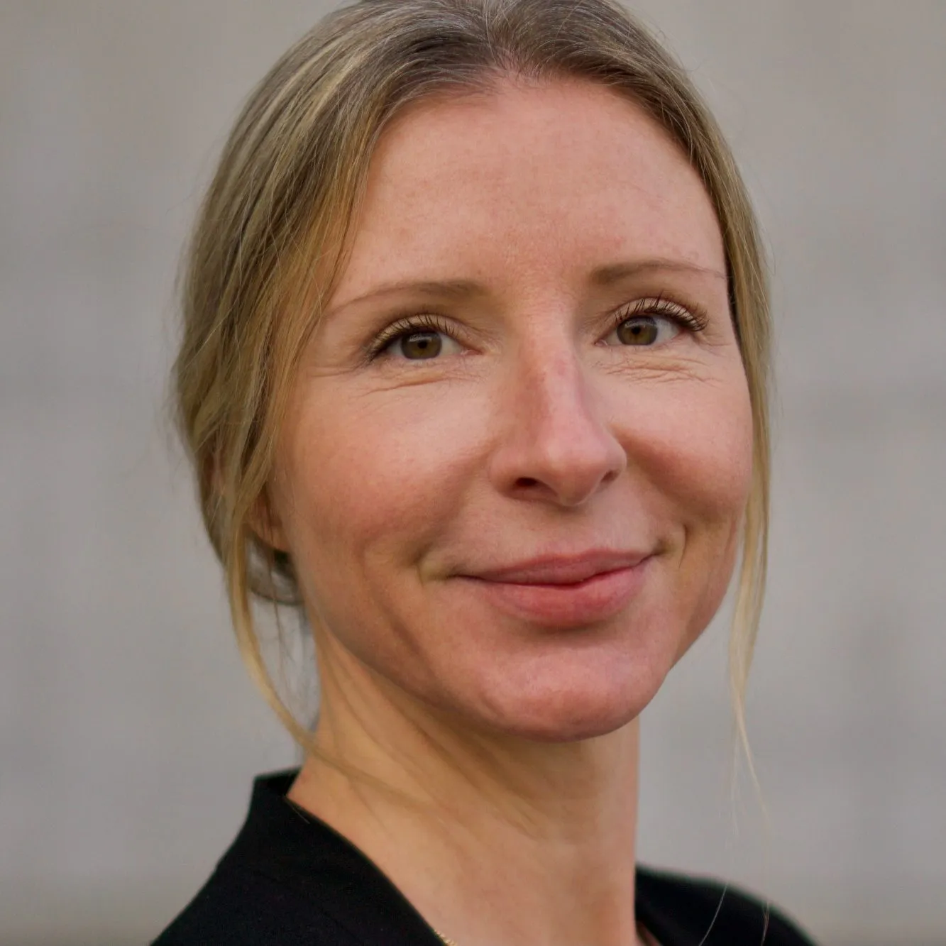 Sina Hübner. Achtsamkeitstraining — meditation-studio i München — 4