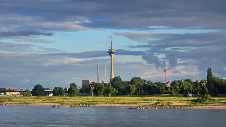 Work and Out - RHEINPARK DÜSSELDORF — fitnessstudio in Düsseldorf — 3
