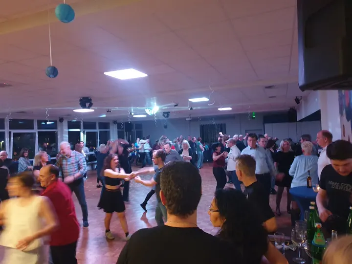 Tanz- und Tanzturnierclub Oberhausen e. V. — tanz-studio in Oberhausen — 3