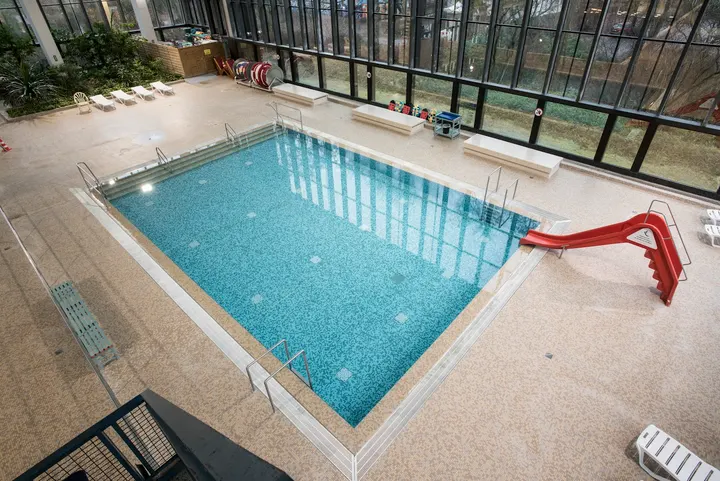 Schwimmhalle im FEZ-Berlin — studio in Berlin — 3