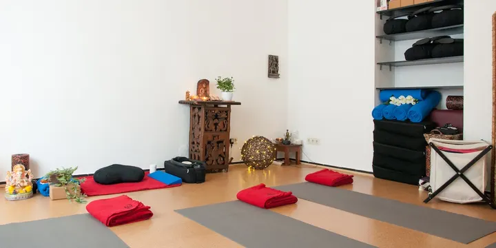 Anna Soencksen — yoga-studio in Neustadt/Nord, Köln — 2