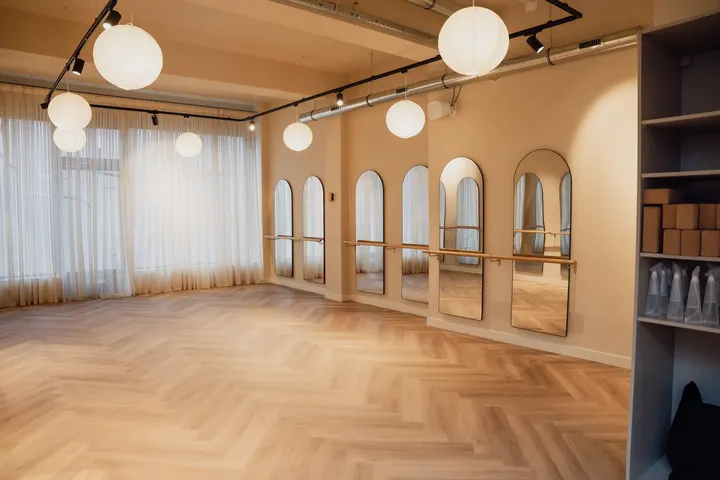 Two.22 — Yoga in Centrum, Rotterdam