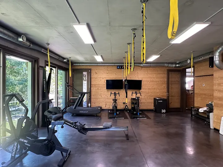 Buzz Performance — salle de fitness-studio à Morzine — 4