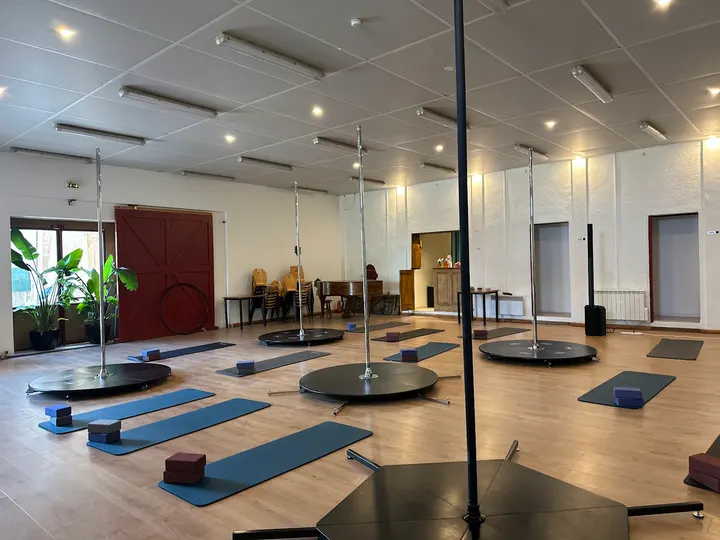 Pole Art Cri — pole fitness-studio à Saint-Maximin-la-Sainte-Baume — 4