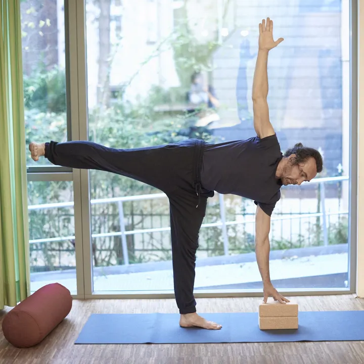 Yoga Mobil Essen — yoga-studio in Holsterhausen, Essen — 2