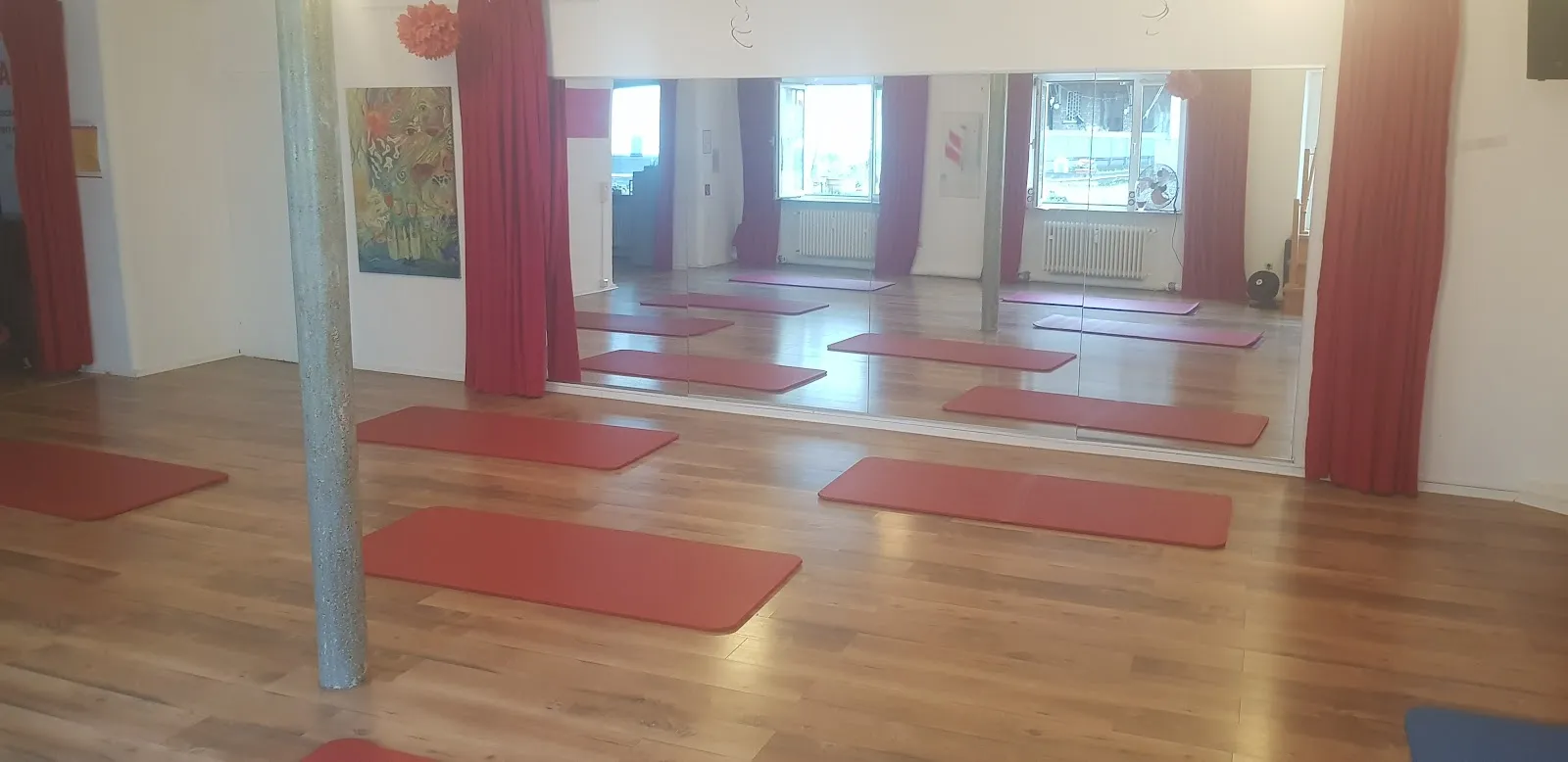 Pilates im Hinterhofsalon — pilates-studio in Neustadt/Süd, Köln — 2