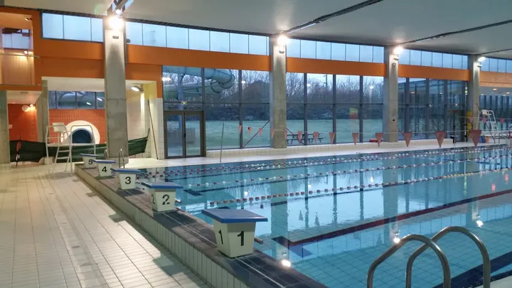 Centre aquatique des Capucins — salle de fitness-studio à Coulommiers — 2