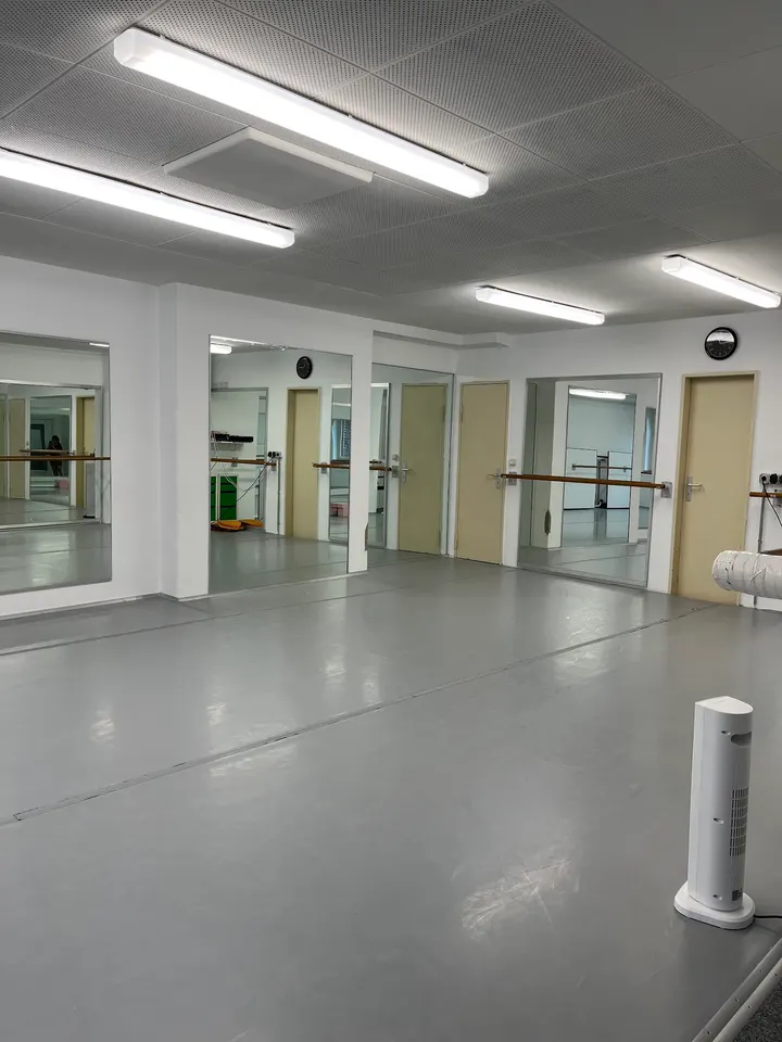 Hot yoga aachen(Feroze Yoga) — yoga-studio in Burtscheid, Aachen — 2