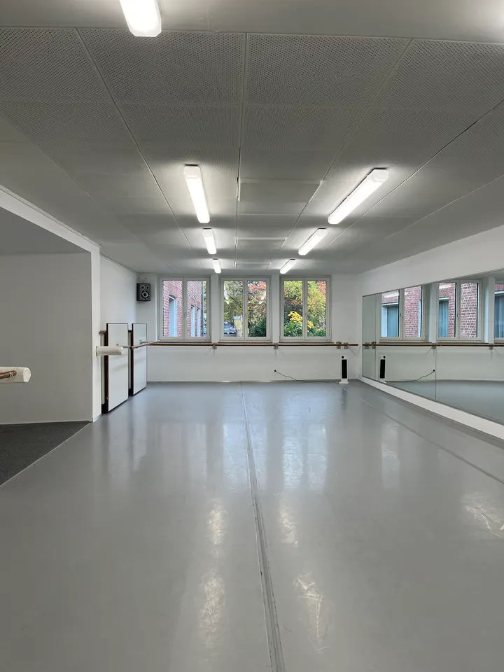 Hot yoga aachen(Feroze Yoga) — Yoga in Burtscheid, Aachen